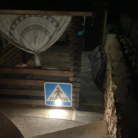 Not Open Πανσιόν *